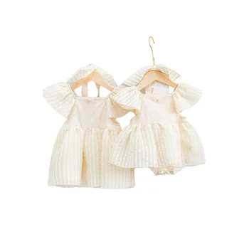 2 шт. Летнее платье принцессы с развевающимися рукавами для младенцев и малышей, комбинезон с короткими рукавами для маленьких девочек + повязка на голову, Милая одежда для девочек